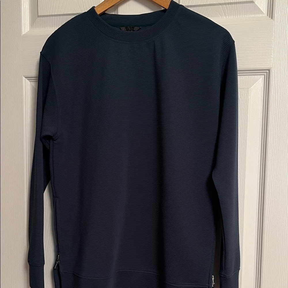 Danskin Women’s Dark Green Top